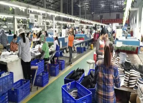 Khu vực đóng gói - xưởng sản xuất Vĩnh Hòa